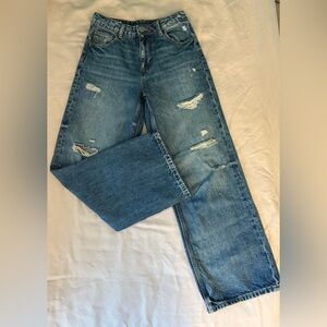 Zara Men's Relaxed Fit Distressed Denim Jeans